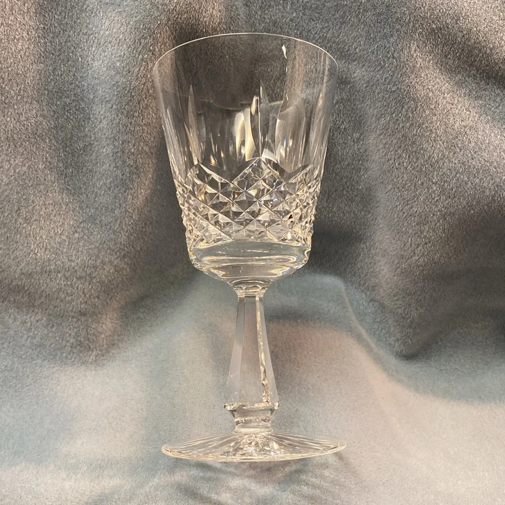 Elegant Waterford Crystal Water Goblet 6-7/8 inch Kenmare Cut collection.